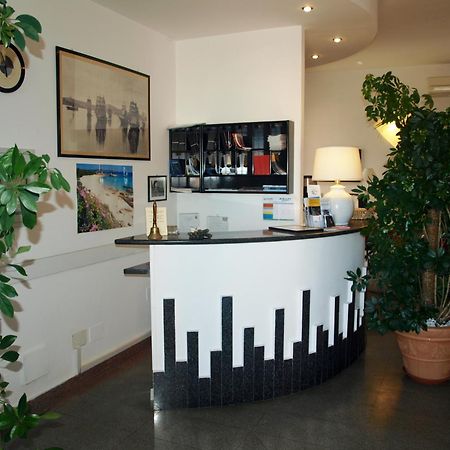 Hotel La Conchiglia ลามัดดาเลนา ภายนอก รูปภาพ